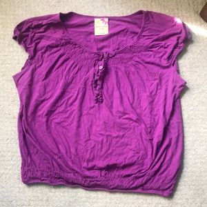 Avenue ruffle Henley